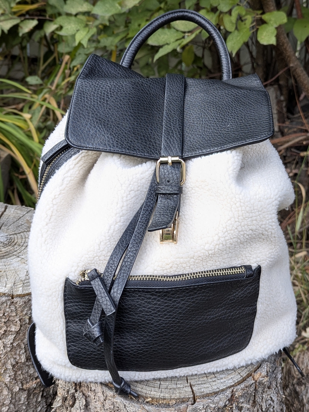 Indigo Cozy Chic Faux Shearling Sherpa Backpack Black Leather Buckle Daypack - Picture 4 of 14